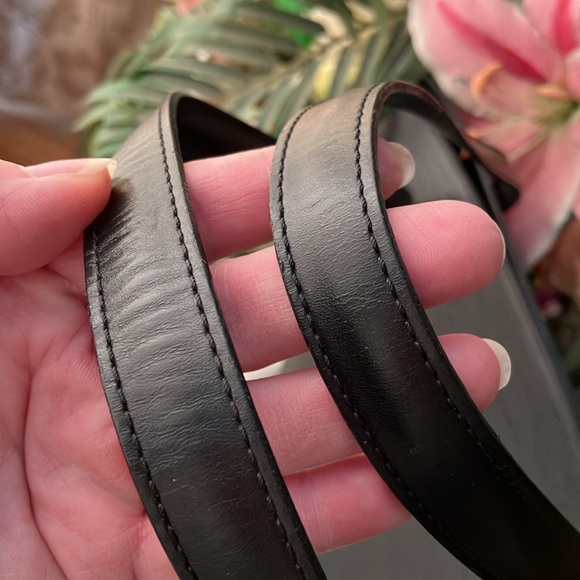 LOUIS VUITTON black Epi Saint Jacques in excellent condition. Authenticated - Picture 5 of 17